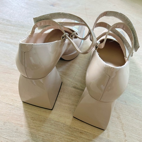 Nodaleto Bulla Babies 90 in Spanish Nude - Picture 6 of 10